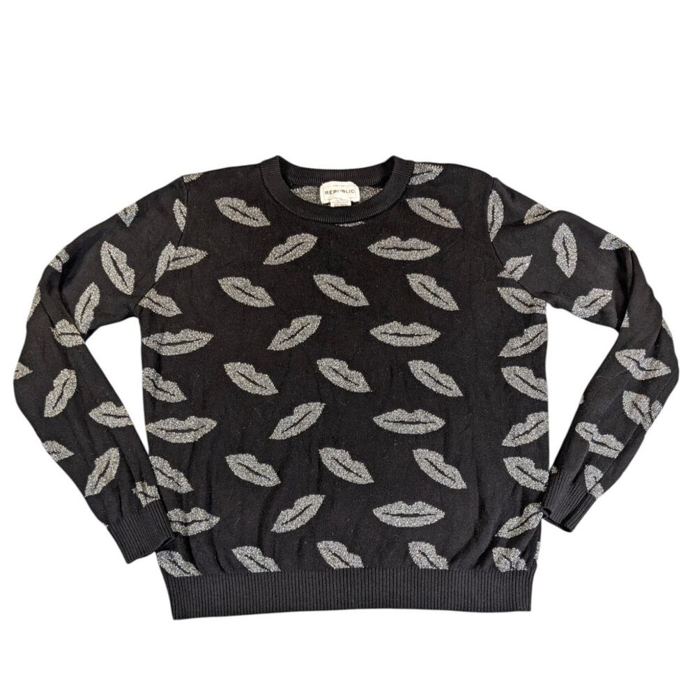 For The Republic Metallic Lip Print Sweater Size L